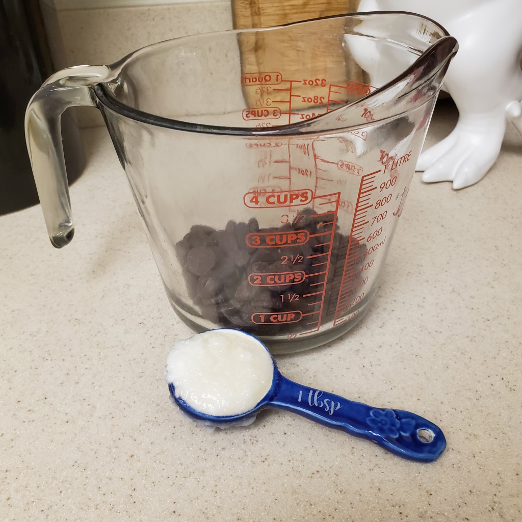 4 Ingredient Peanut Butter Cups (and a bonus recipe!) – Murphy